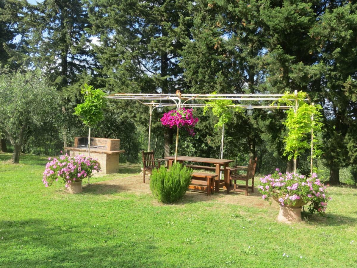 Agriturismo Podere La Casa Palaia Exterior photo