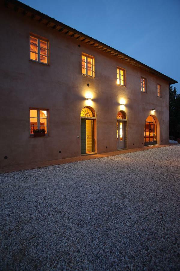 Agriturismo Podere La Casa Palaia Exterior photo