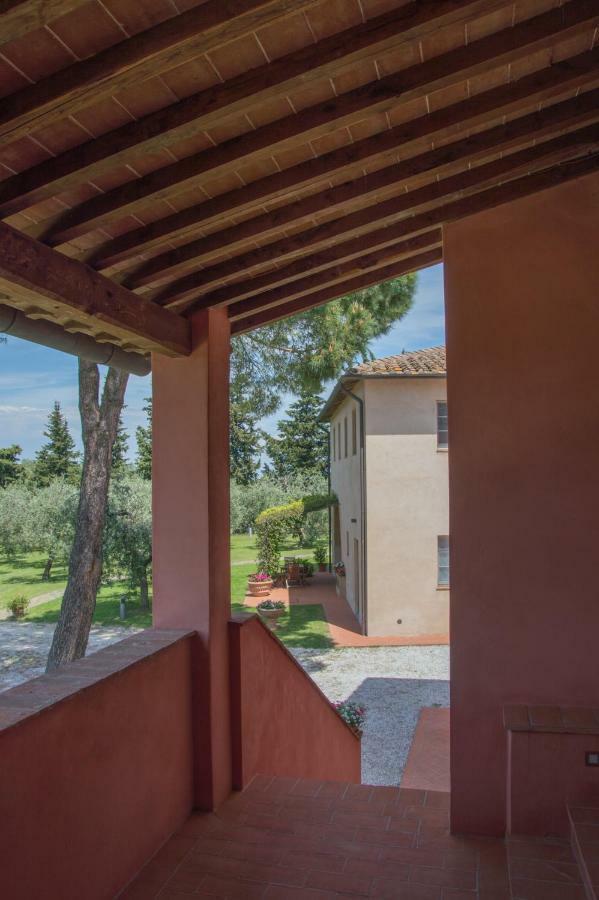 Agriturismo Podere La Casa Palaia Exterior photo