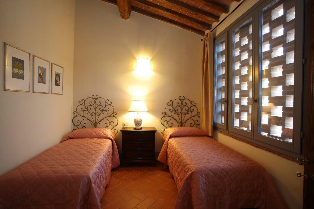 Agriturismo Podere La Casa Palaia Exterior photo